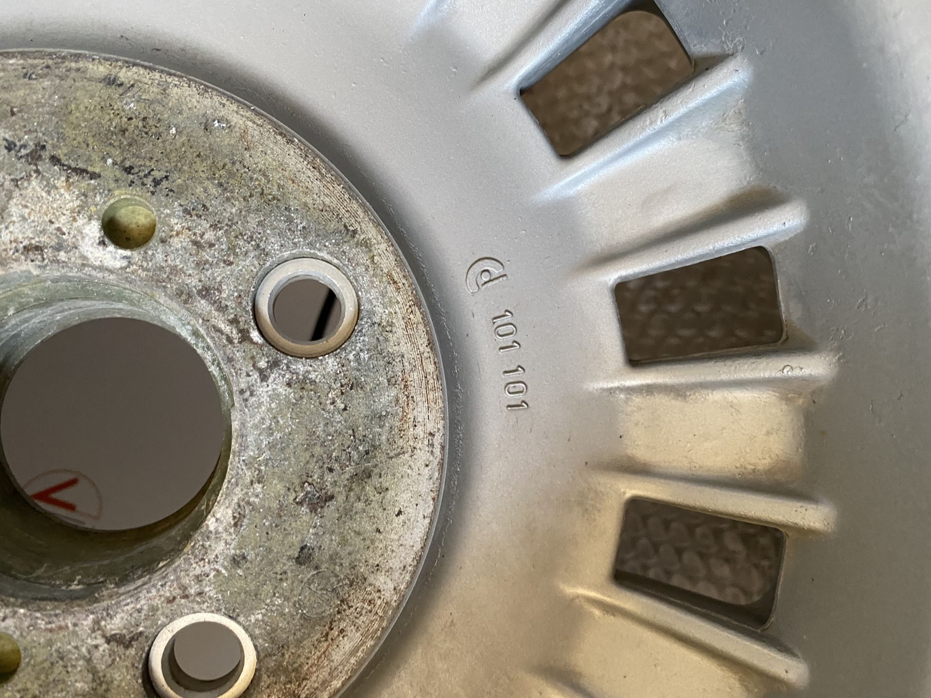 Cerchio in lega 13” Alfa Romeo Cromodora 532054 3 07_0cbe_4bf2_a259_a26e94597051
