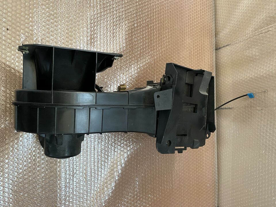 Convogliatore originale Audi 80 2 59-1-20-1.jpg
