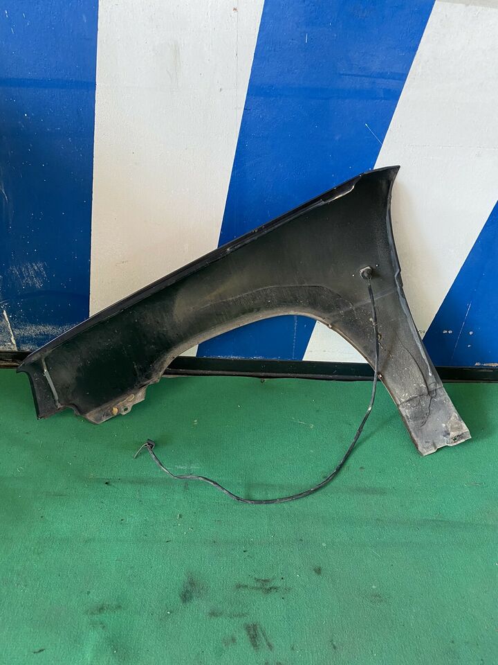 Parafango anteriore destro Renault 5 R5 2 $_59 (1)