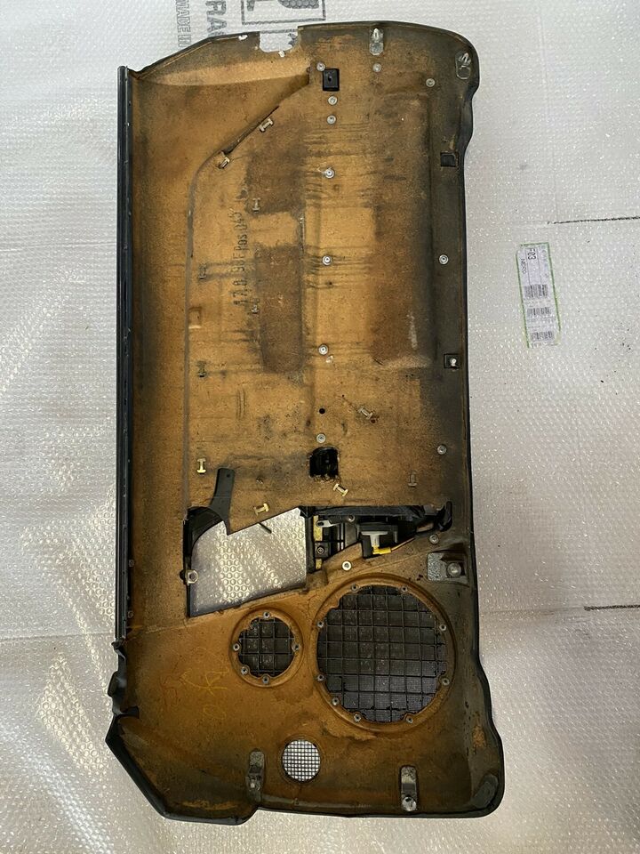 Coppia di pannelli porta anteriori dx e sx Mercedes SL R129 3 59-2-36.jpg