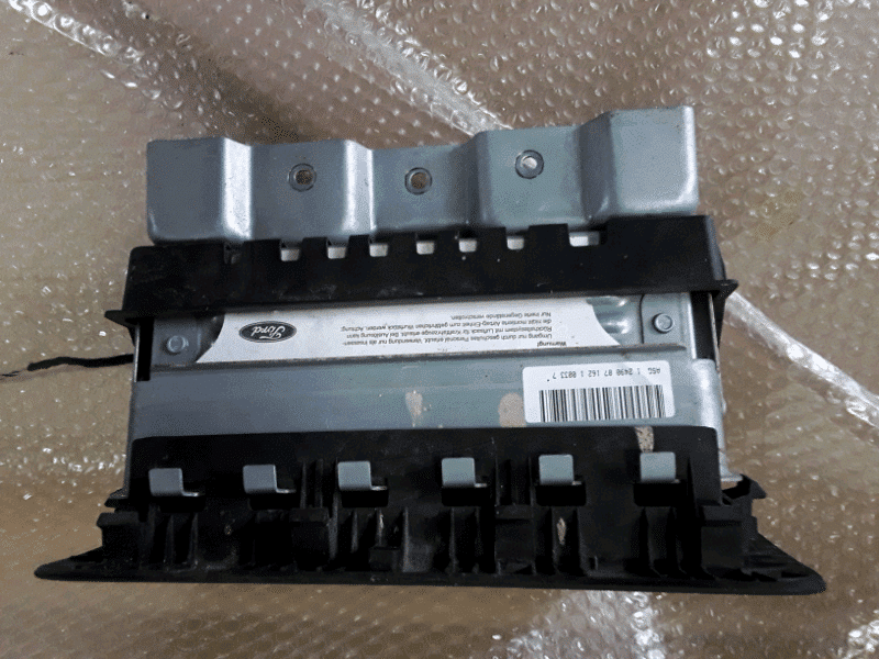 Airbag destro dx lato passeggero Ford Fiesta mk5 2 59-2-6.png