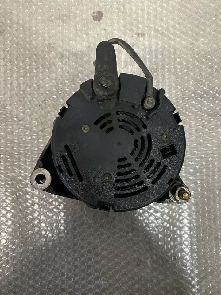 Alternatore Bosch Mercedes 200E w124 berlina 3 $_59 (5)