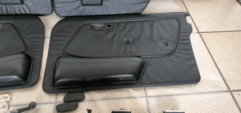 Kit 4 pannelli porta Mercedes W123 berlina 3 59-6-1-1.png