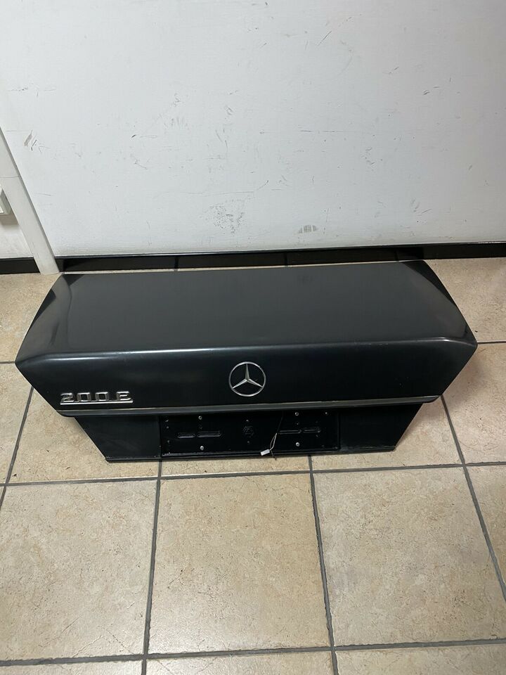 Portellone posteriore originale Mercedes 200 E w124 berlina 1 $_59
