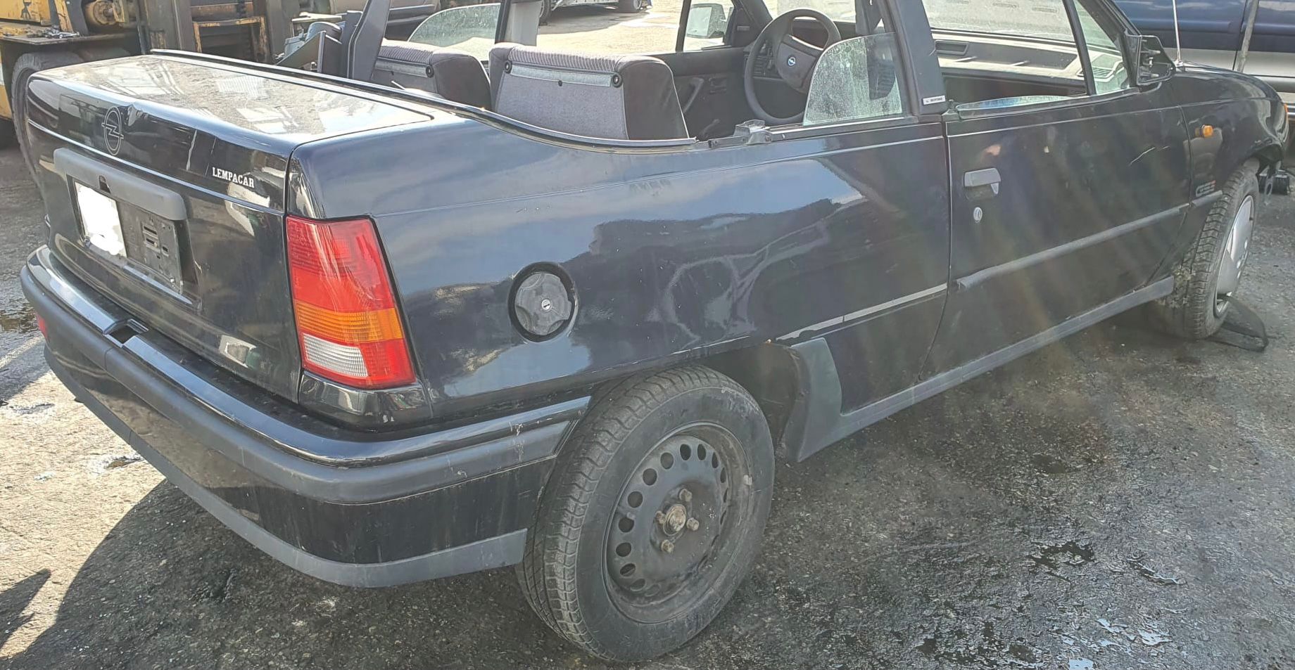 Opel Kadett cabriolet 2.0 GSI 1993 per ricambi 6 WhatsApp Image 2021-11-15 at 18.35.56