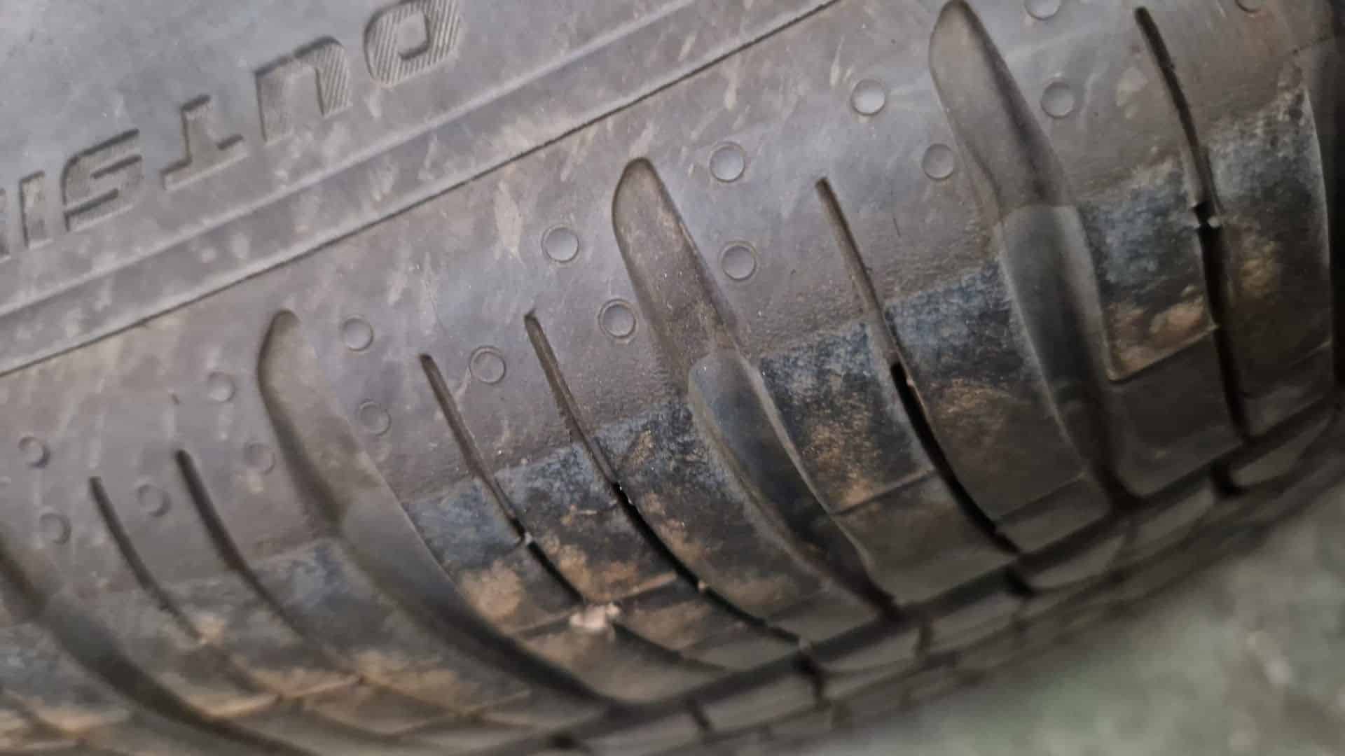 Kit di 4 cerchi in lega da 20" Land Rover Discovery td6 anno 2018 6 WhatsApp-Image-2022-07-04-at-16.49.11.jpeg