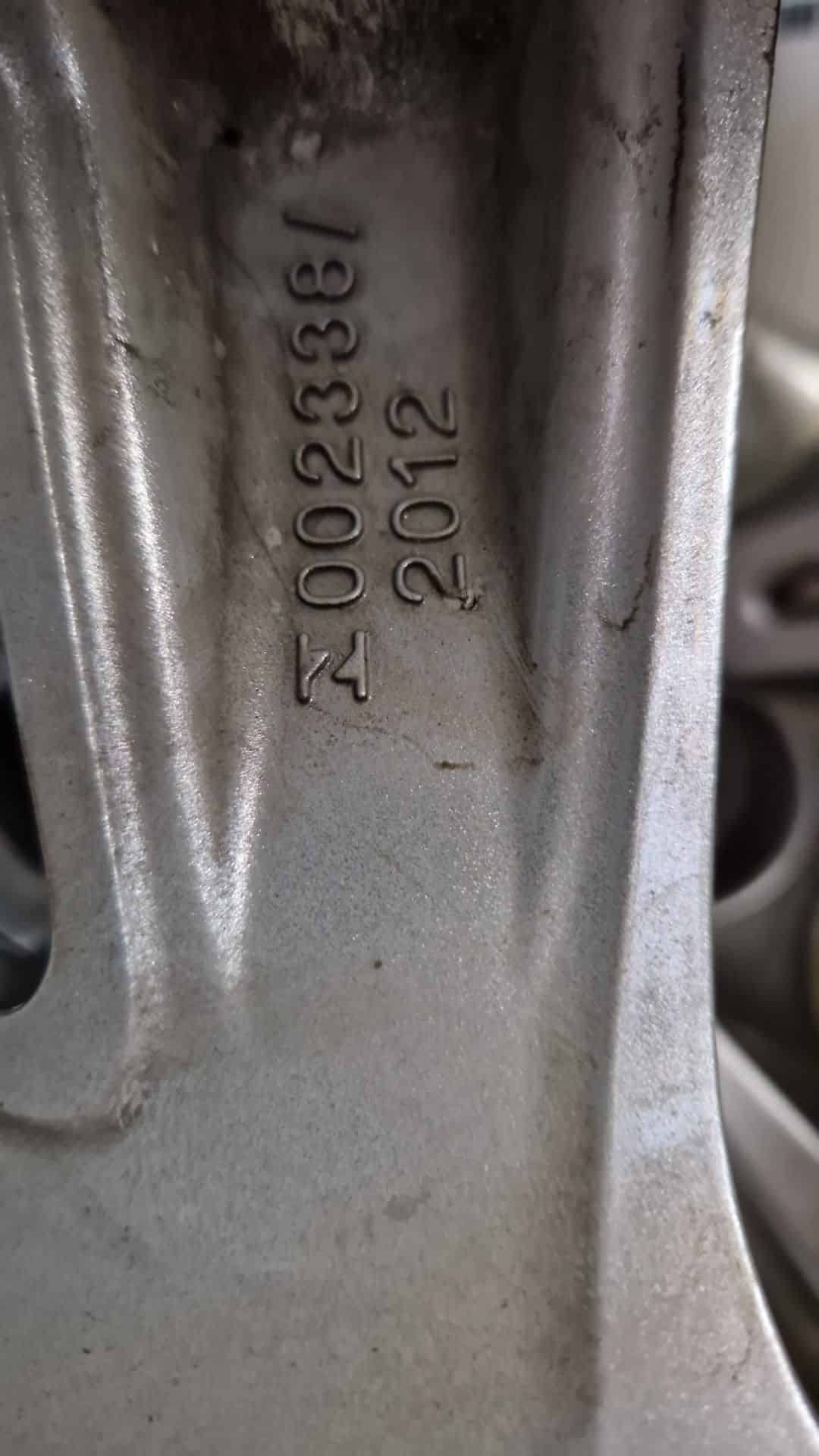 Kit di 4 cerchi in lega da 20" Land Rover Discovery td6 anno 2018 9 WhatsApp-Image-2022-07-04-at-16.49.27.jpeg