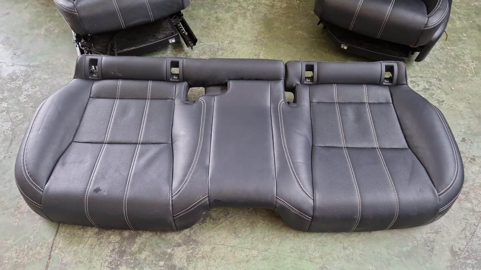 Kit sedili in pelle elettrici Land Rover Velar L560 2018 2 WhatsApp-Image-2022-07-08-at-16.02.31.jpeg