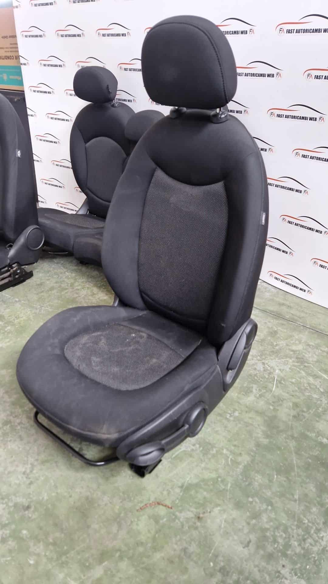Kit sedili tessuto mini countryman R60 anno 2011 6 WhatsApp-Image-2022-07-08-at-17.48.49.jpeg