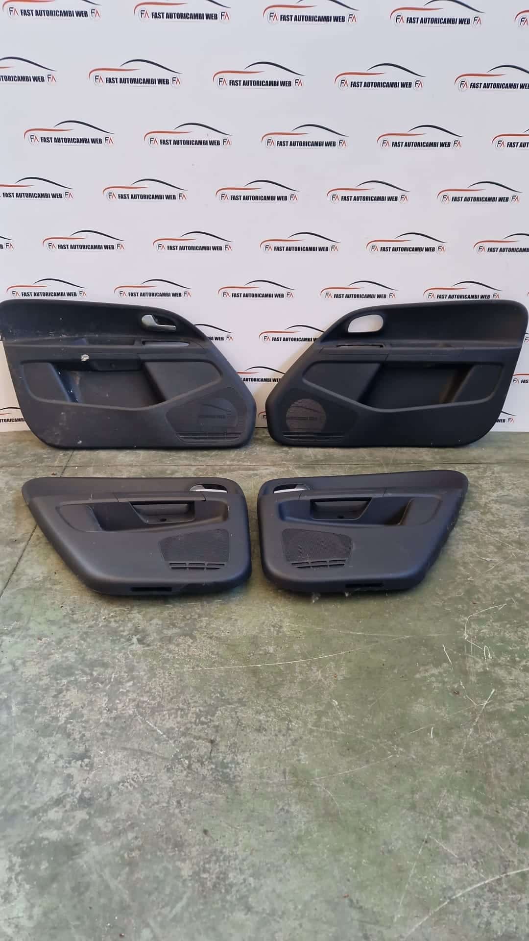 Kit sedili e pannelli in tessuto Volkswagen UP 2013 9 WhatsApp-Image-2022-07-08-at-17.52.02.jpeg