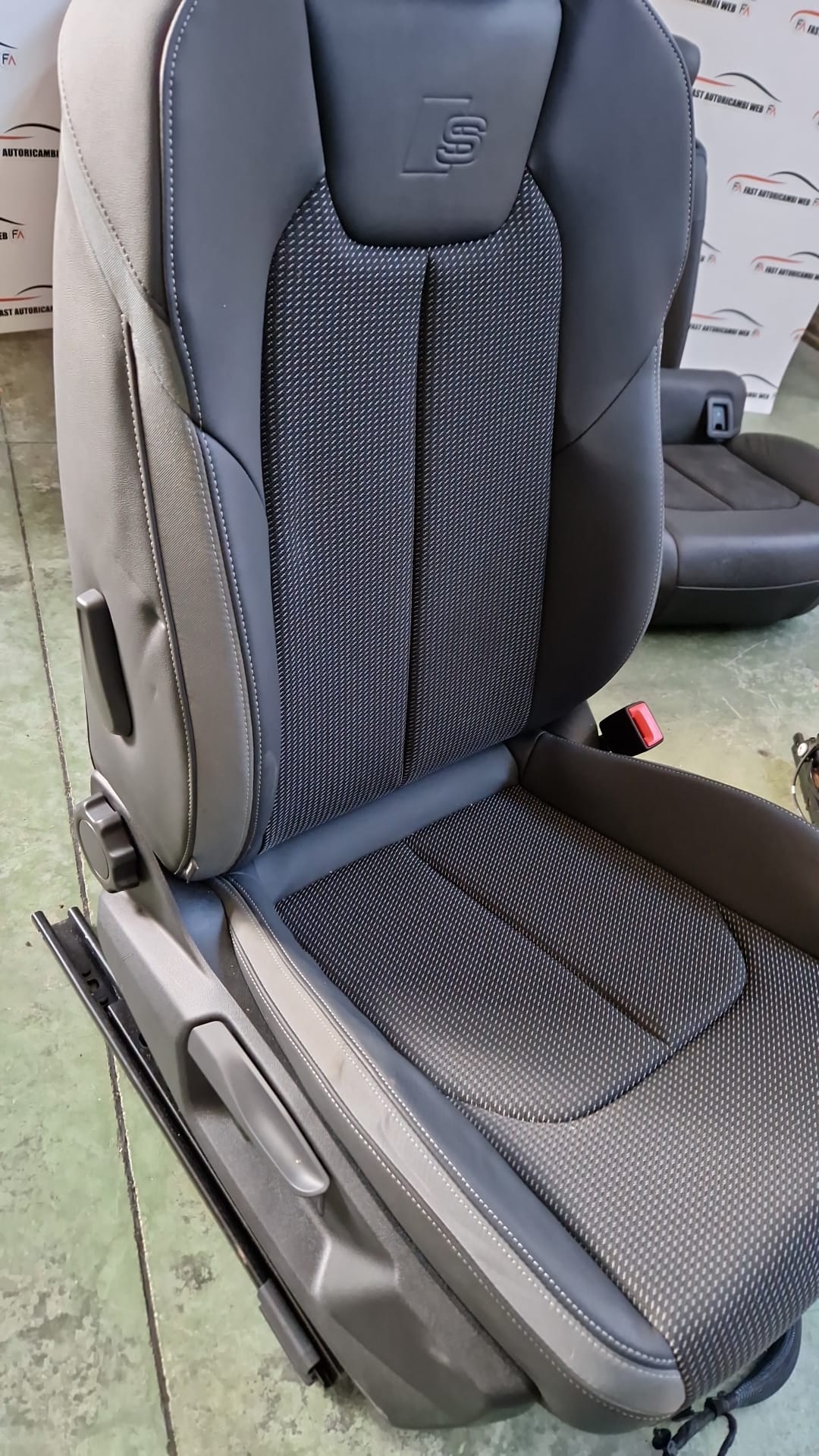 Kit sedili / tappezzeria Audi Q2 s-line anno 2019 5 WhatsApp-Image-2022-07-11-at-19.27.18.jpeg