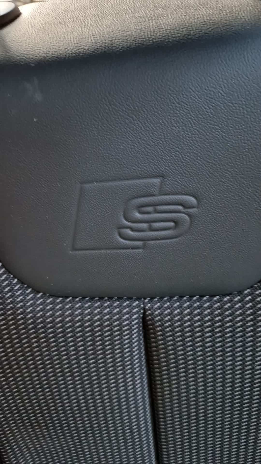 Kit sedili / tappezzeria Audi Q2 s-line anno 2019 10 WhatsApp-Image-2022-07-11-at-19.28.41.jpeg