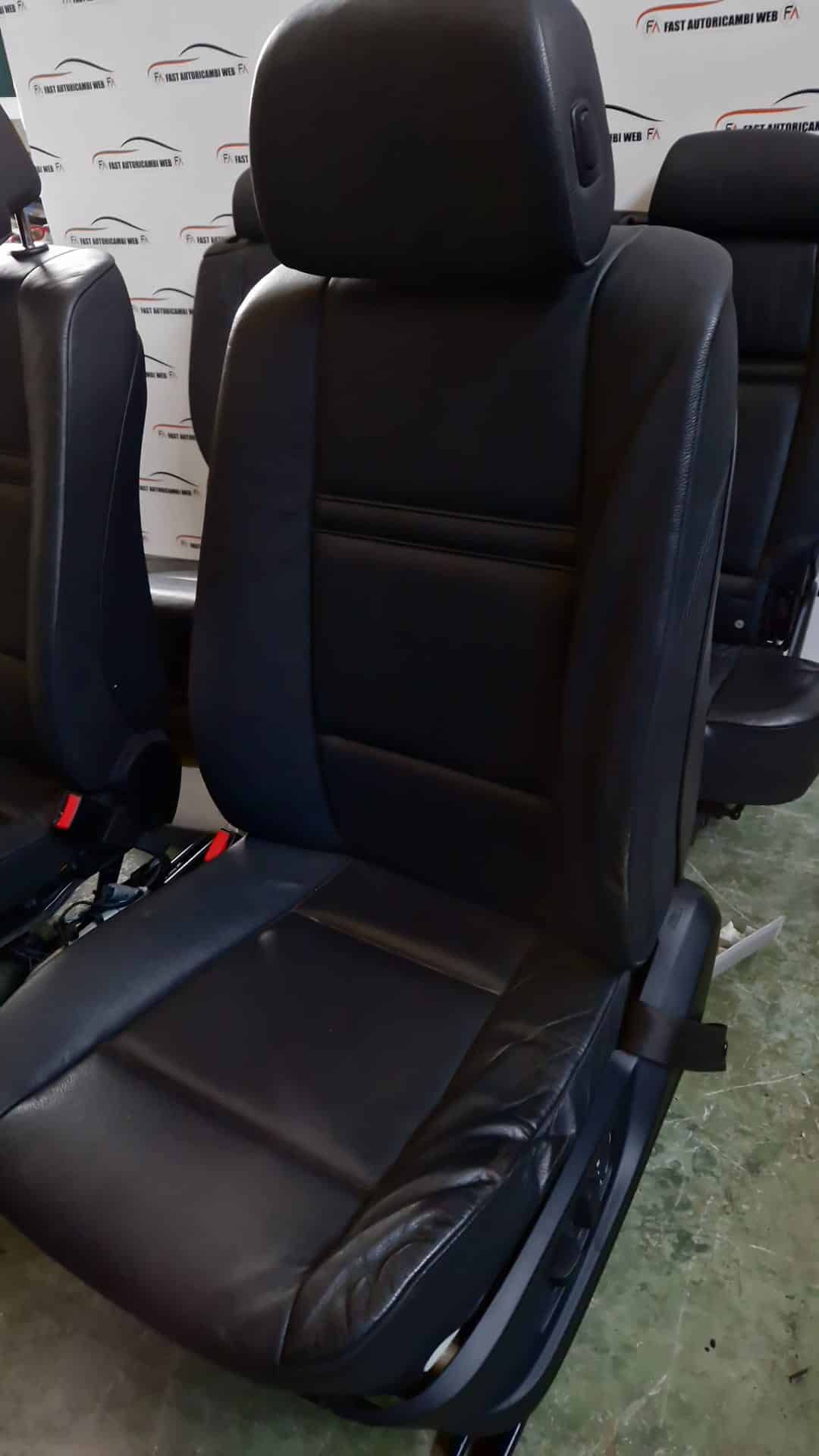 Kit sedili / tappezzeria 7 posti in pelle BMW X5 E70 anno 2008 7 WhatsApp-Image-2022-07-12-at-17.58.08.jpeg