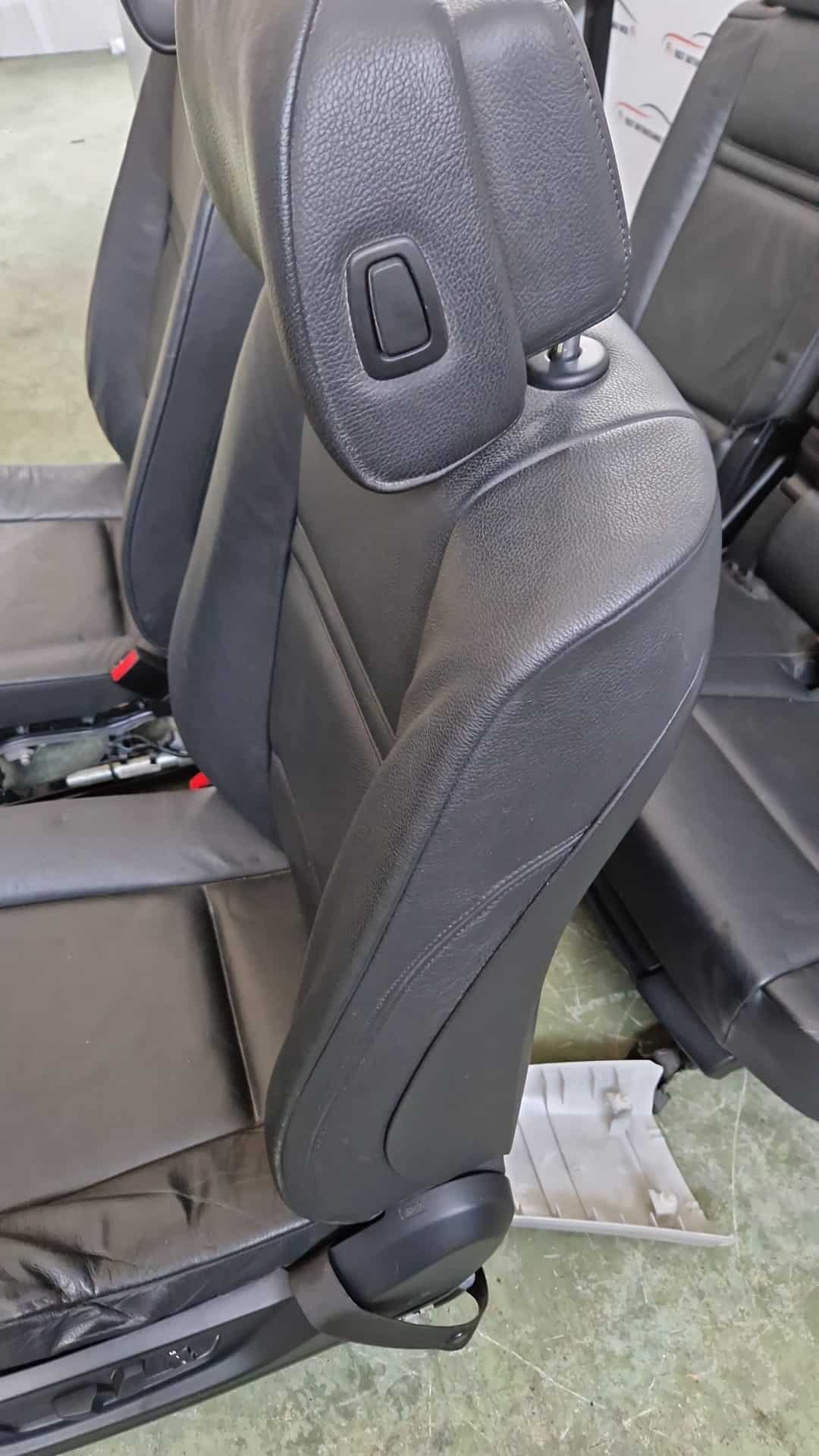 Kit sedili / tappezzeria 7 posti in pelle BMW X5 E70 anno 2008 10 WhatsApp-Image-2022-07-12-at-17.58.39.jpeg