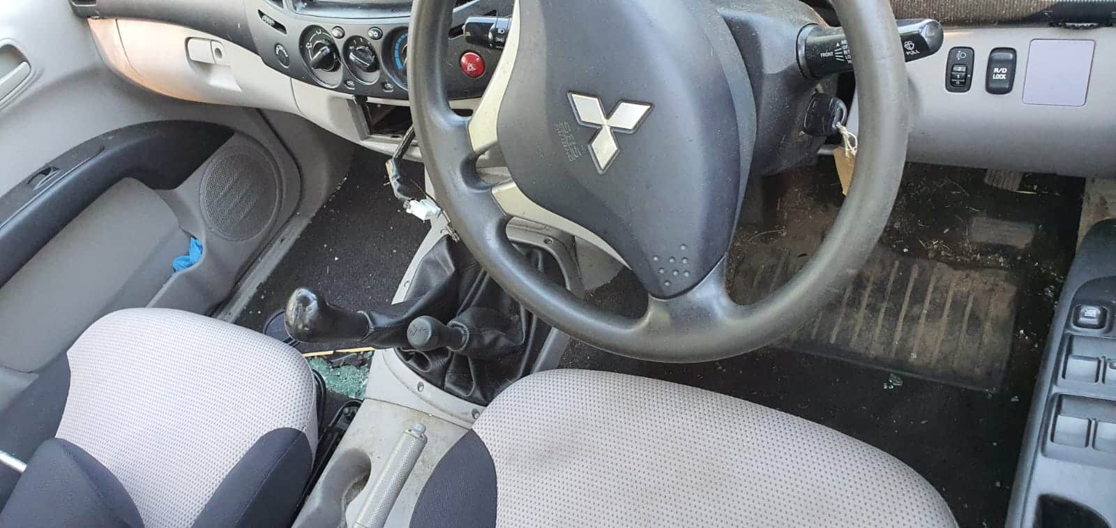 Mitsubishi L200 2.5 TDI motore 4D56 anno 2008 per ricambi 9 WhatsApp-Image-2022-07-14-at-15.35.42-5.jpeg