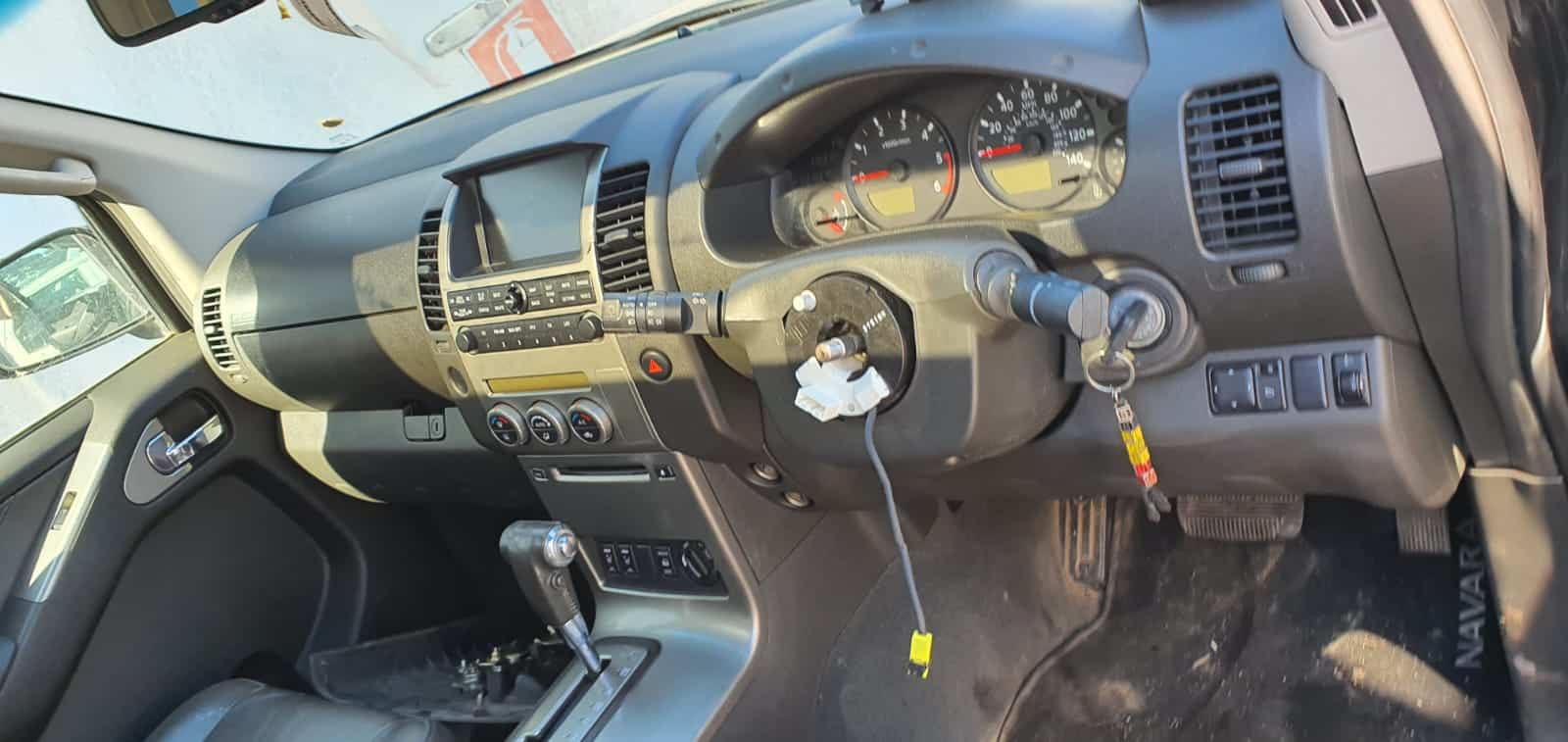 Nissan Navara D40 2.5 DCI motore YD25 anno 2010 per ricambi 6 WhatsApp-Image-2022-07-14-at-15.53.01-2.jpeg