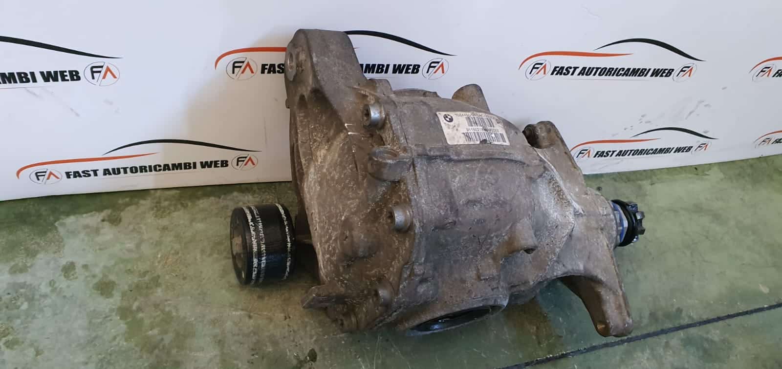 Differenziale posteriore BMW serie 5 F10 N47D20D 758445008 4 WhatsApp-Image-2022-07-14-at-18.12.52.jpeg