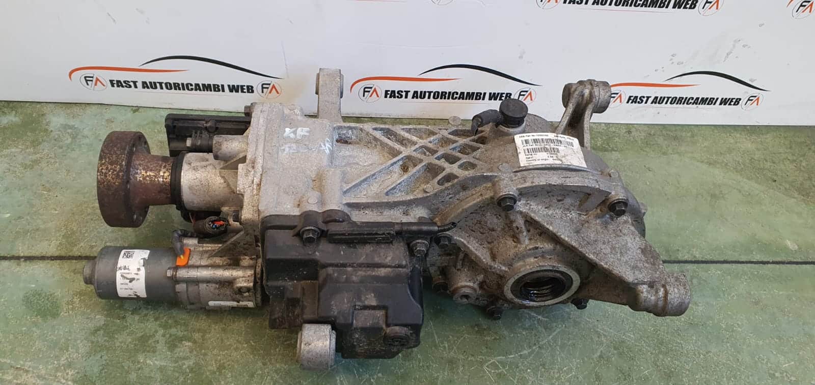 Differenziale posteriore Land Rover Discovery sport L550 GK724N053AA 1 WhatsApp-Image-2022-07-15-at-16.21.51.jpeg