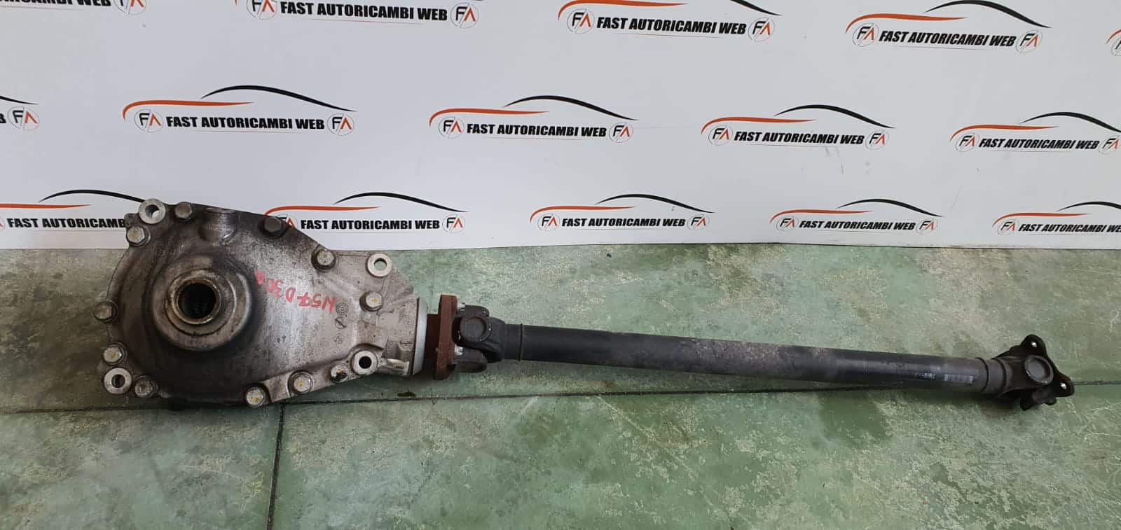 Differenziale anteriore BMW serie 5 Gran Turismo (F07) 757815706 2 WhatsApp-Image-2022-07-19-at-10.48.20.jpeg