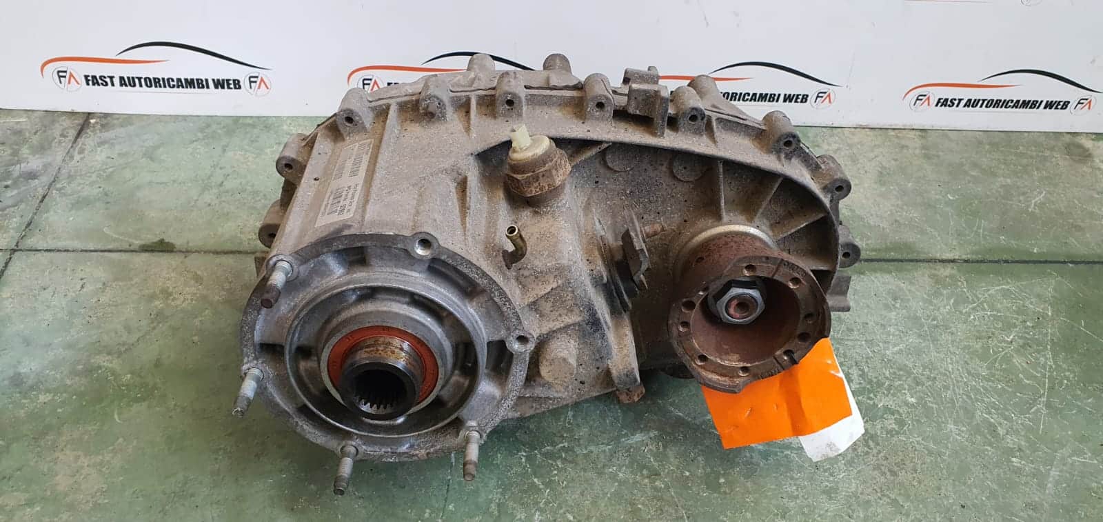 Riduttore cambio scatola di trasferimento 4x4 Jeep Wrangler P52853383AB 1 WhatsApp-Image-2022-07-19-at-11.50.47.jpeg