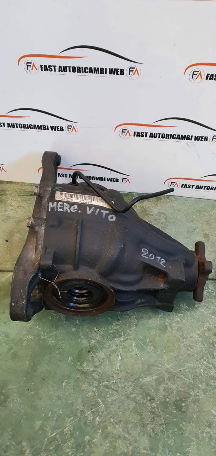 Differenziale posteriore Mercedes Vito 2012-13 A6393502414 1 WhatsApp-Image-2022-07-19-at-16.55.56.jpeg