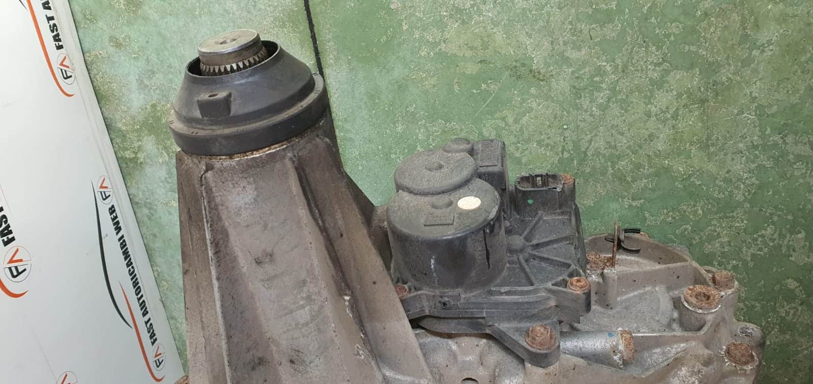 Riduttore ripartitore di coppia Nissan Navara D40 2.5 dci 4WD 3 WhatsApp-Image-2022-07-20-at-10.42.11-3.jpeg