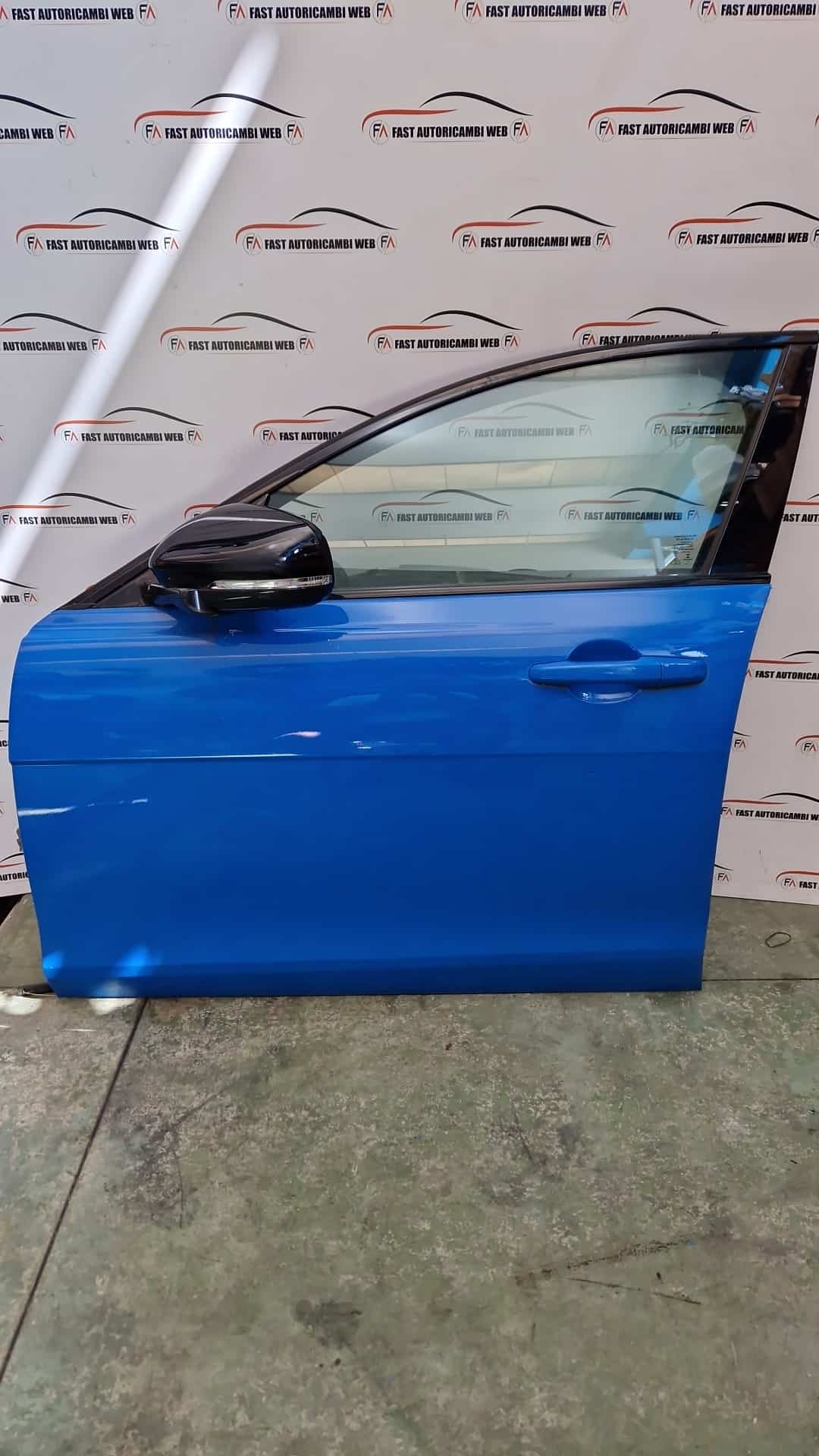 Porta portiera anteriore sinistra originale Jaguar XE 2020 1 WhatsApp-Image-2022-07-20-at-10.50.25.jpeg