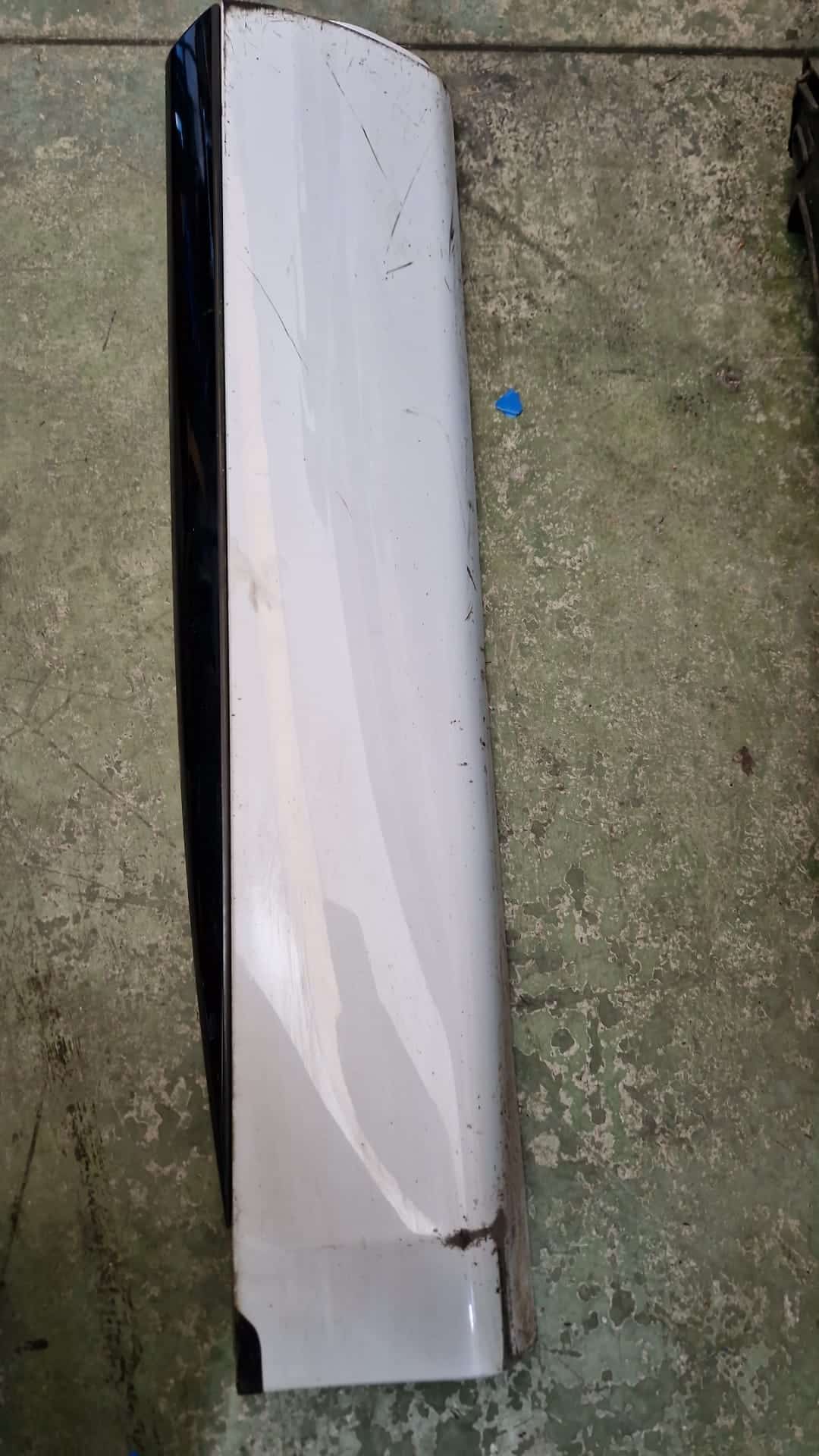 Porta portiera posteriore destro Jaguar F-Pace 2016 5 WhatsApp-Image-2022-07-20-at-11.33.01.jpeg