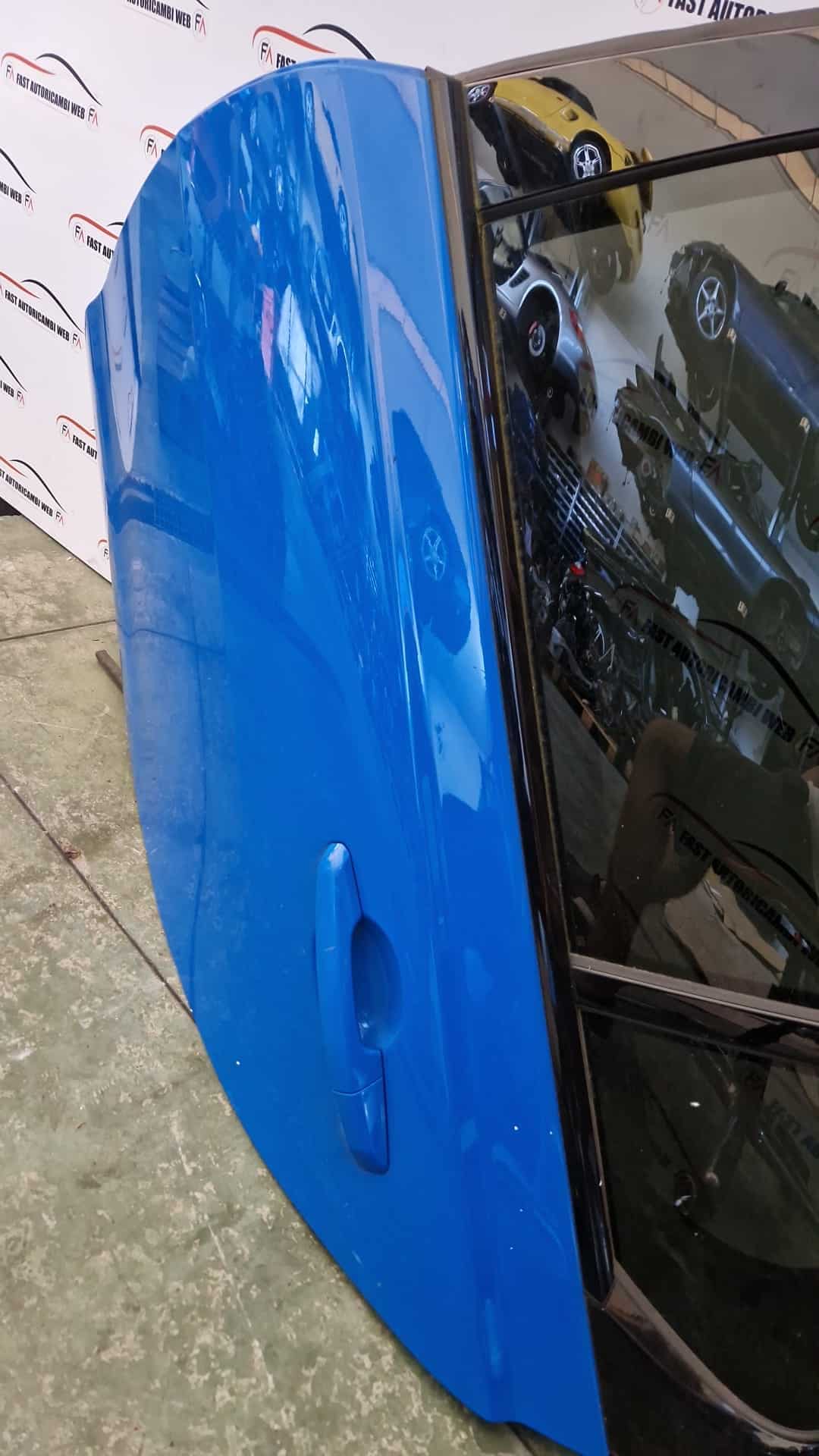 Porta portiera posteriore sinistra Jaguar XE 2020 2 WhatsApp-Image-2022-07-20-at-18.11.32.jpeg