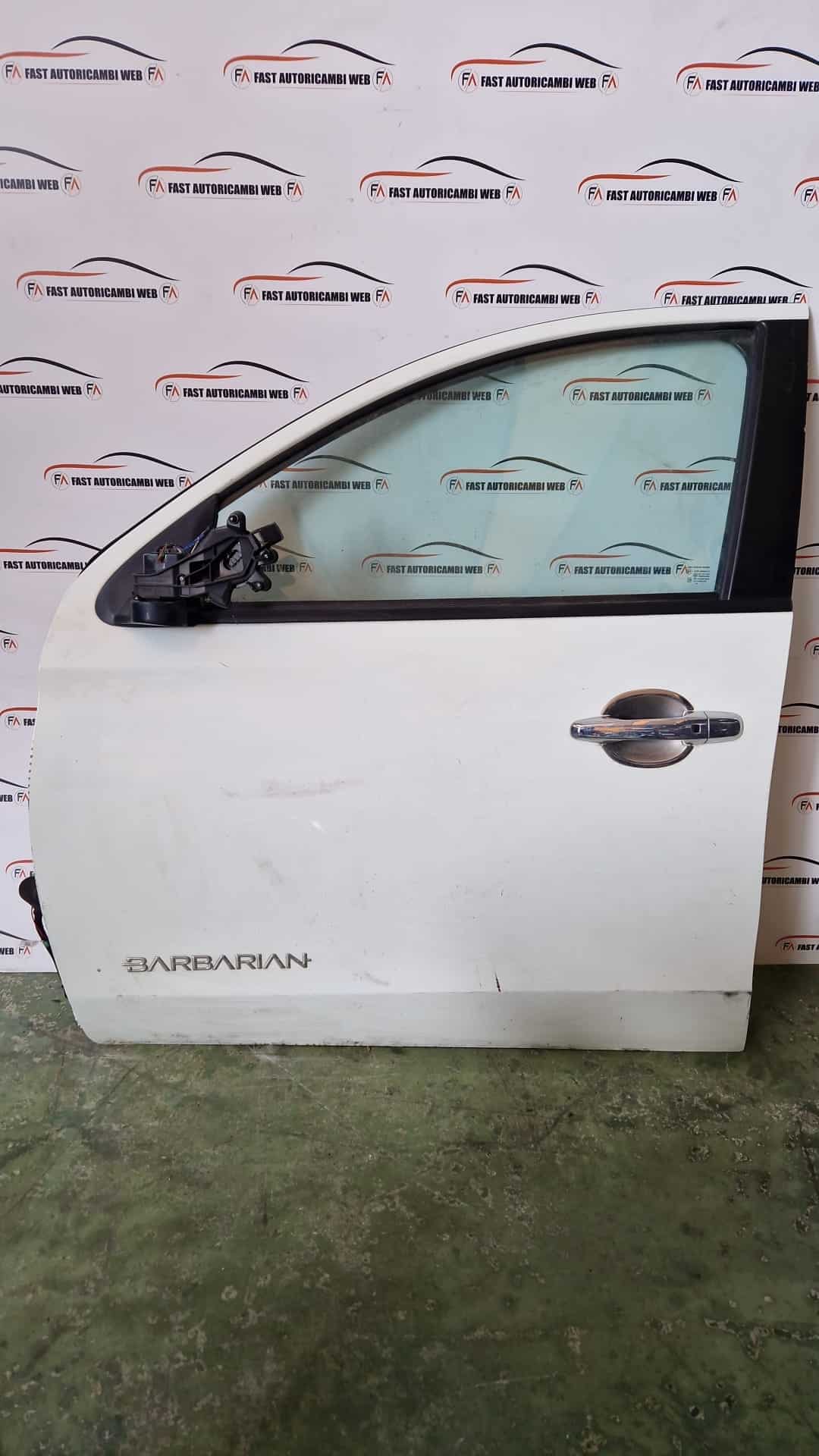Porta anteriore sinistra Mitsubishi L200 Barbarian 2016 1 WhatsApp-Image-2022-07-21-at-17.52.05.jpeg