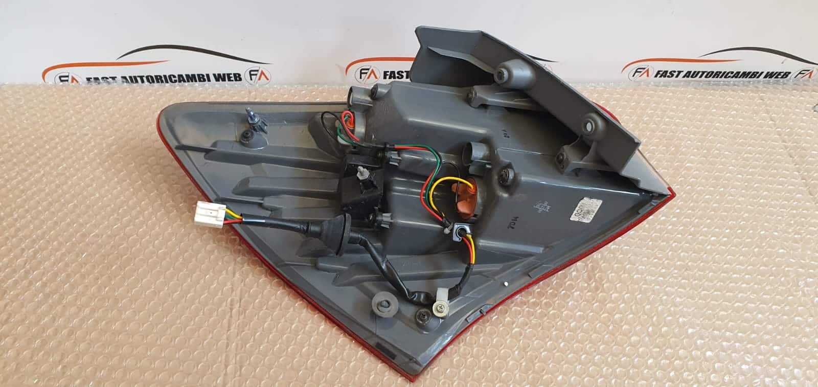 Fanale stop posteriore destro Hyundai ix20 924021K0 3 WhatsApp-Image-2022-07-22-at-11.22.13-3.jpeg