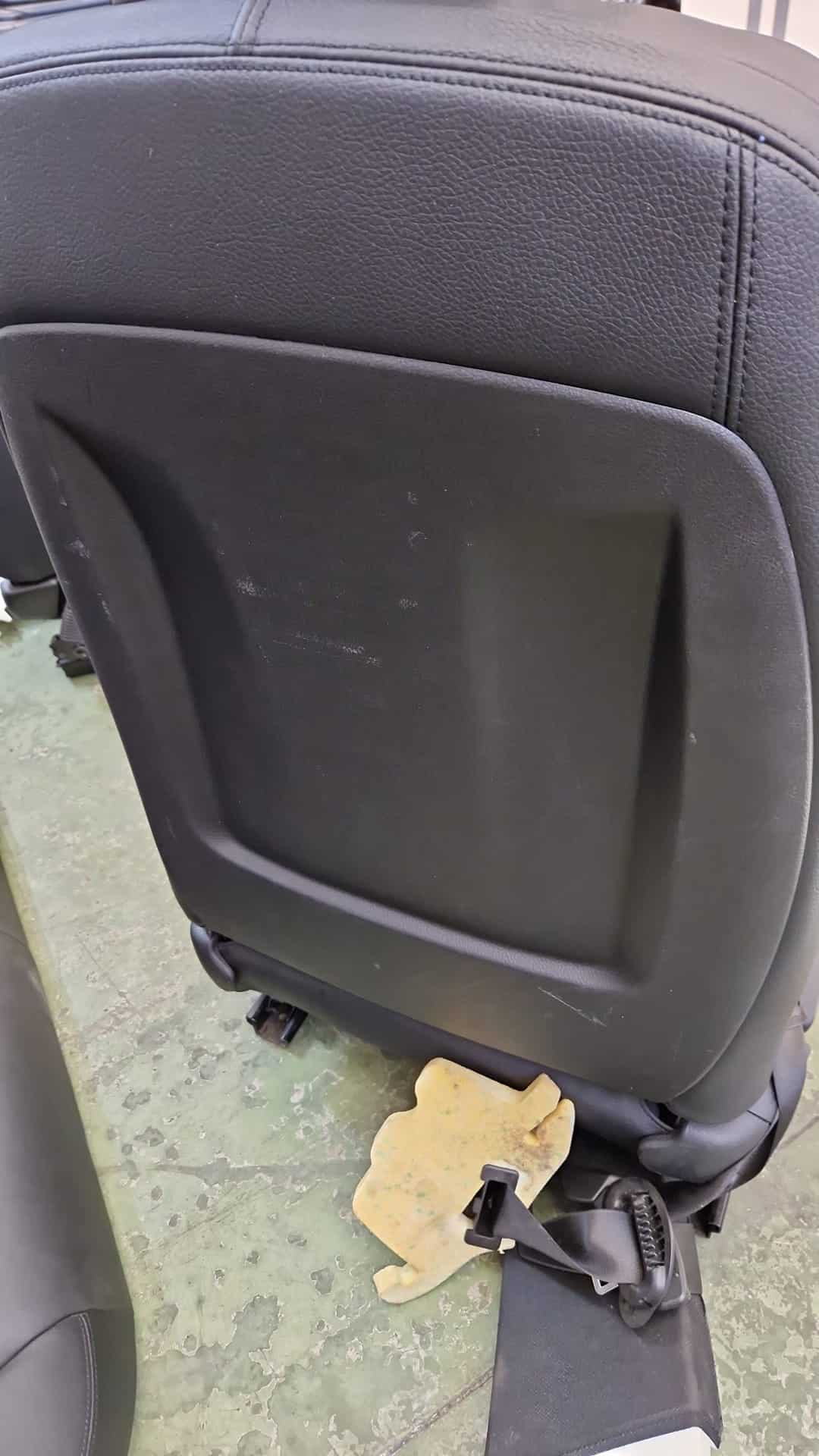 Kit sedili e pannelli in pelle nera BMW Serie 3 F30 2013 5 WhatsApp-Image-2022-07-27-at-11.16.50.jpeg
