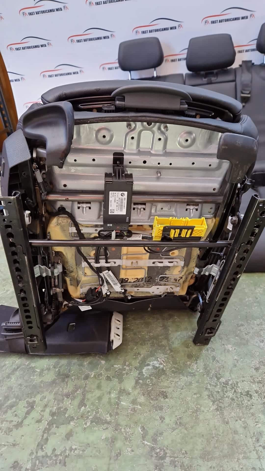 Kit sedili e pannelli in pelle nera BMW Serie 3 F30 2013 9 WhatsApp-Image-2022-07-27-at-11.19.25.jpeg