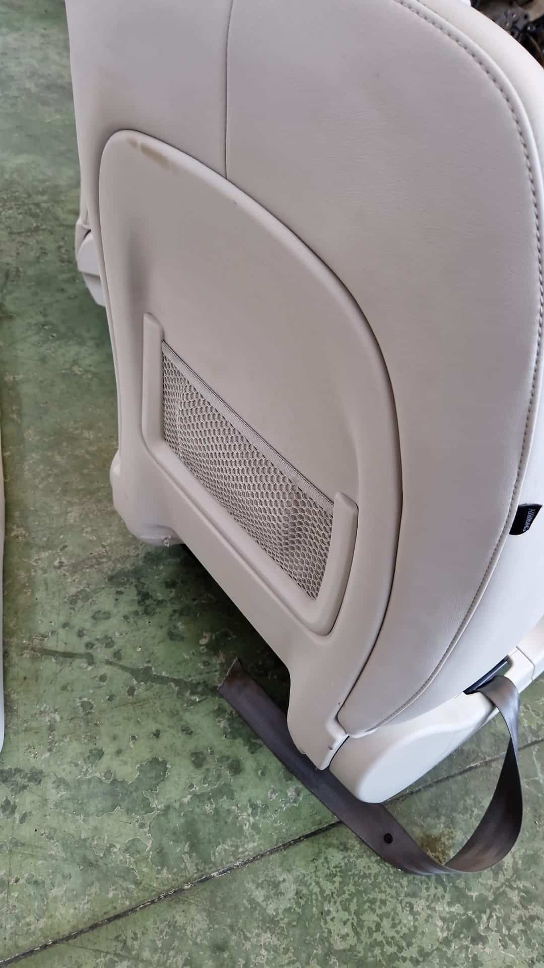 Kit sedili tappezzeria in pelle bianca Jaguar XF X260 2016 4 WhatsApp-Image-2022-07-27-at-17.07.08.jpeg