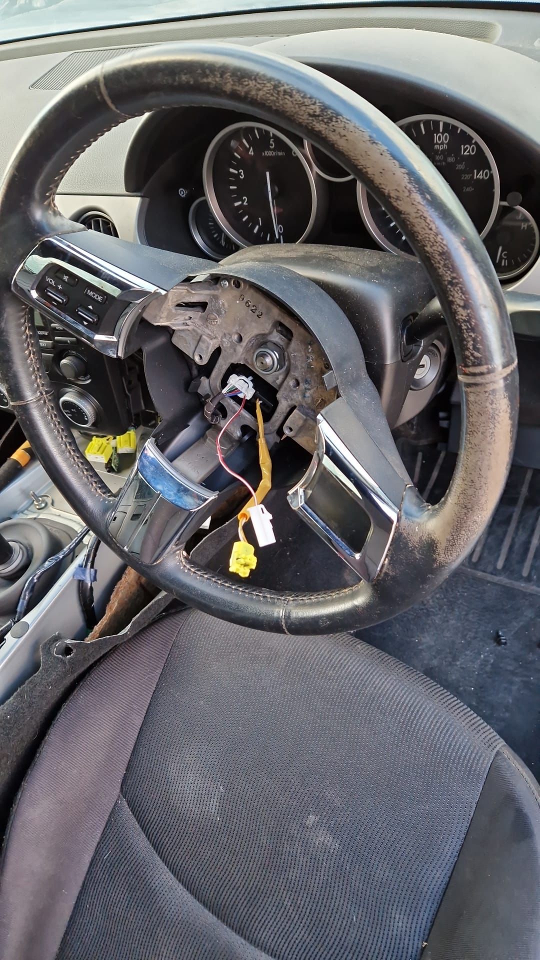 Mazda MX-5 MK3 SE 2009 per ricambi 9 WhatsApp-Image-2022-09-28-at-17.58.28.jpeg