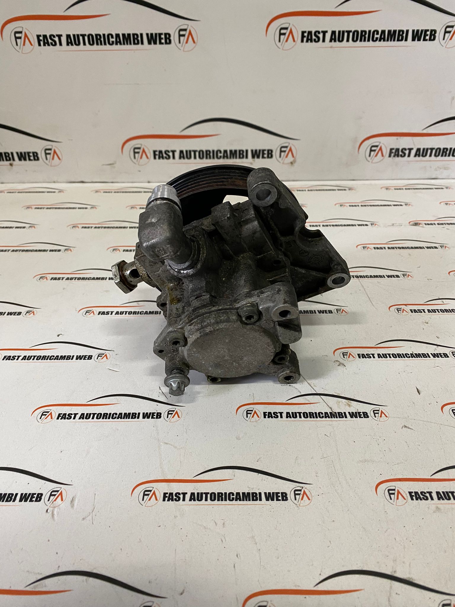 Pompa idroguida Mercedes SL R230 3.7 v6 0024668601 1 WhatsApp Image 2023-05-03 at 16.50.24