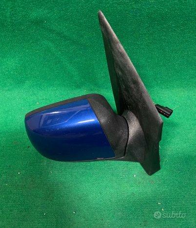 Specchietto retrovisore esterno destro Ford Fiesta ST 2 03_ae8a665e19f24050837caf11ba592c36