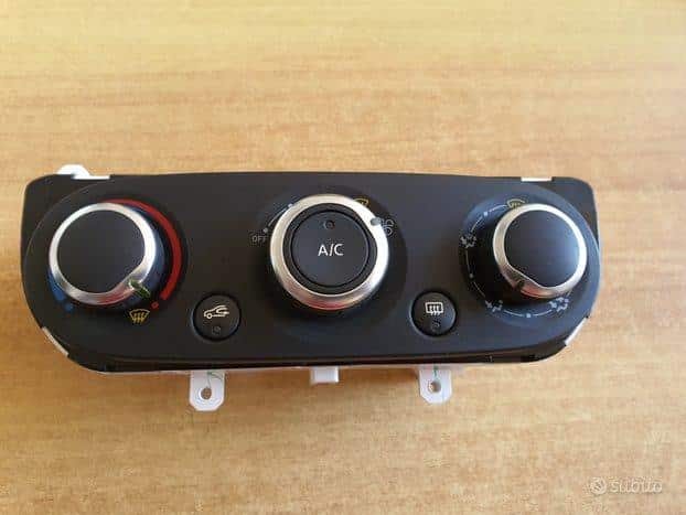 Comando clima originale Renault Clio 4 272709355R 1 01_b99311d190644c9bbdb28ffc20a9ddd4