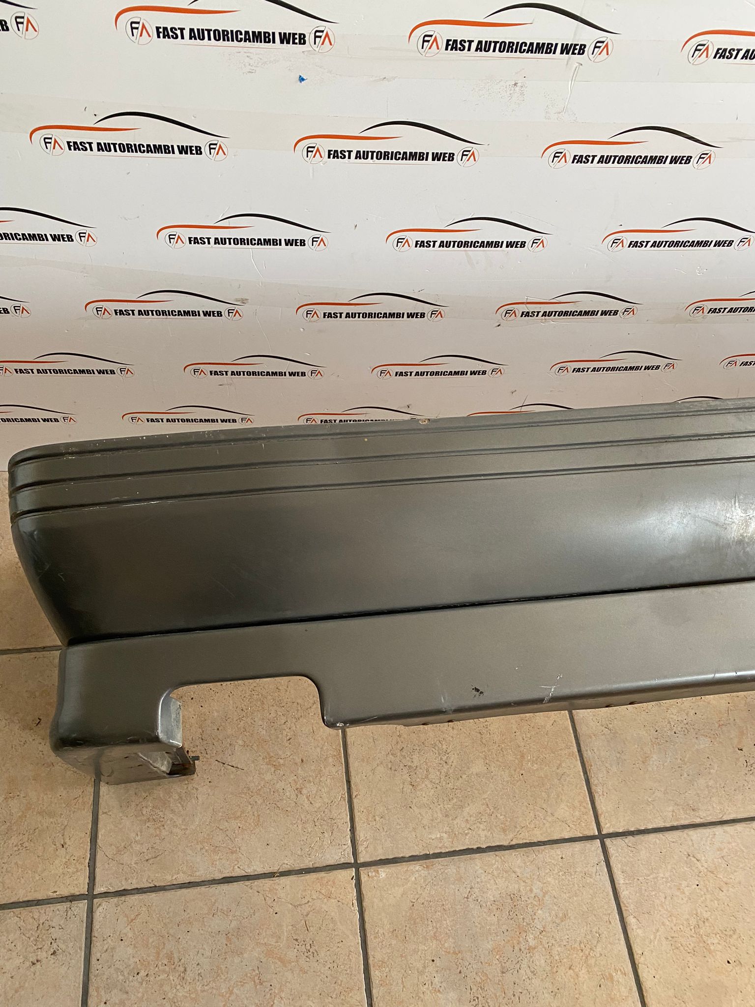 Paraurti posteriore Alfa Romeo 164 prima serie 3 WhatsApp Image 2023-09-01 at 17.54.33 (1)