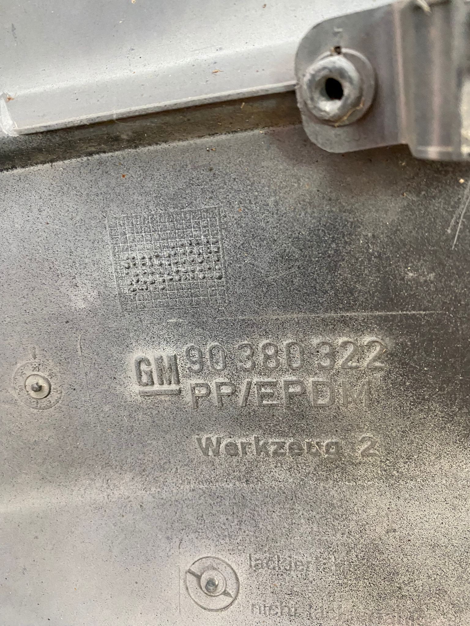 Paraurti anteriore Opel Astra F cabrio 1993 90380322 9 WhatsApp Image 2023-09-07 at 16.58.00 (1)