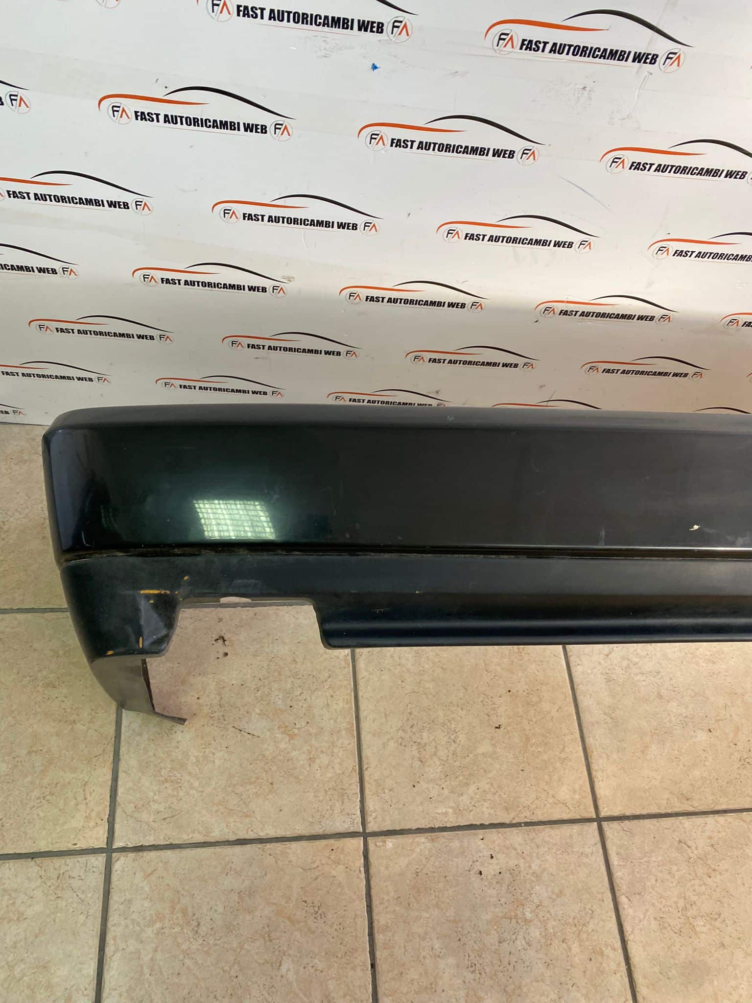 Paraurti posteriore Alfa Romeo 164 seconda serie 60568072 3 WhatsApp Image 2023-09-07 at 16.58.20 (1)