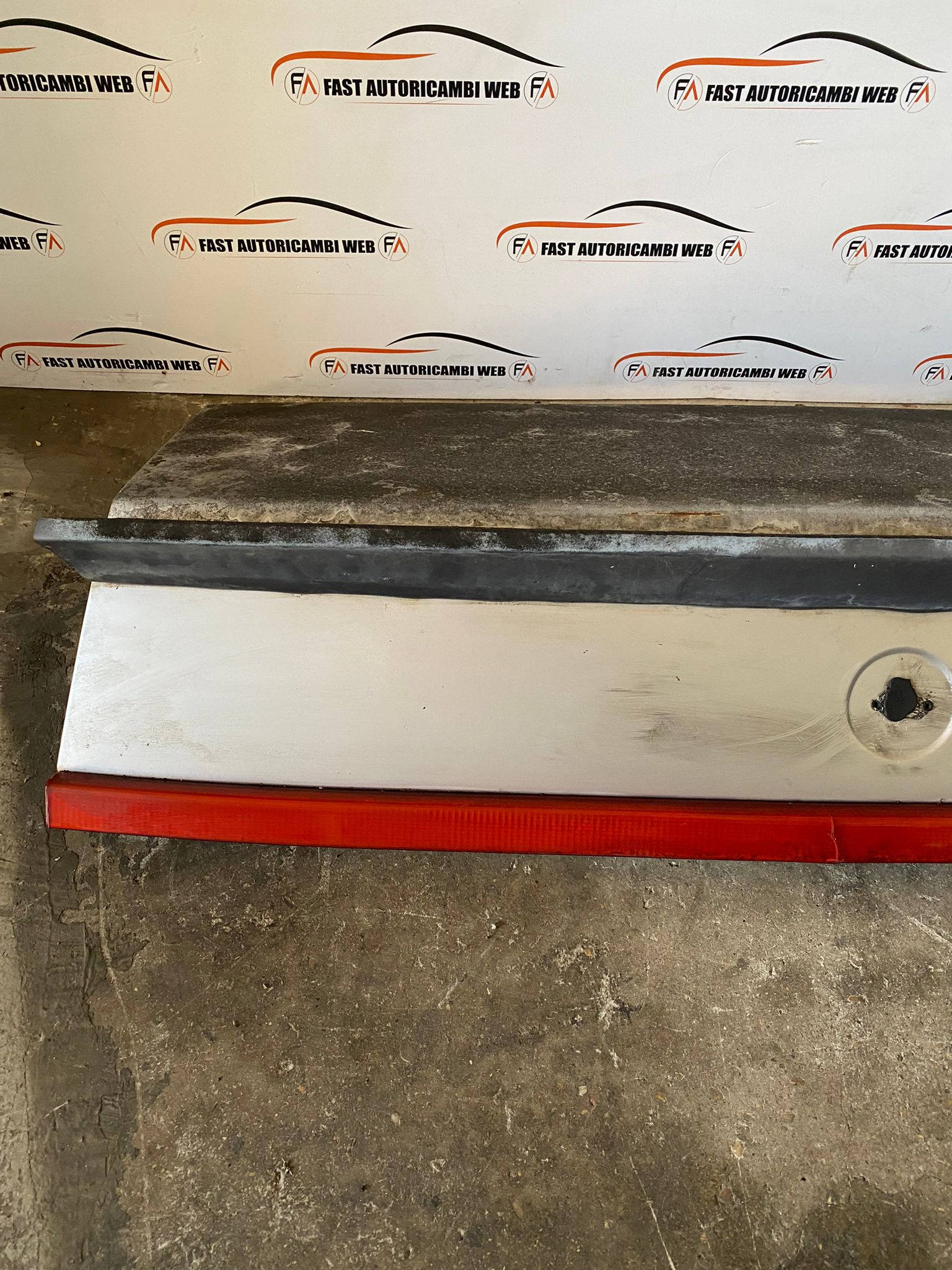 Portellone cofano posteriore Alfa Roemo 75 Indy 3 WhatsApp Image 2023-09-11 at 17.28.05