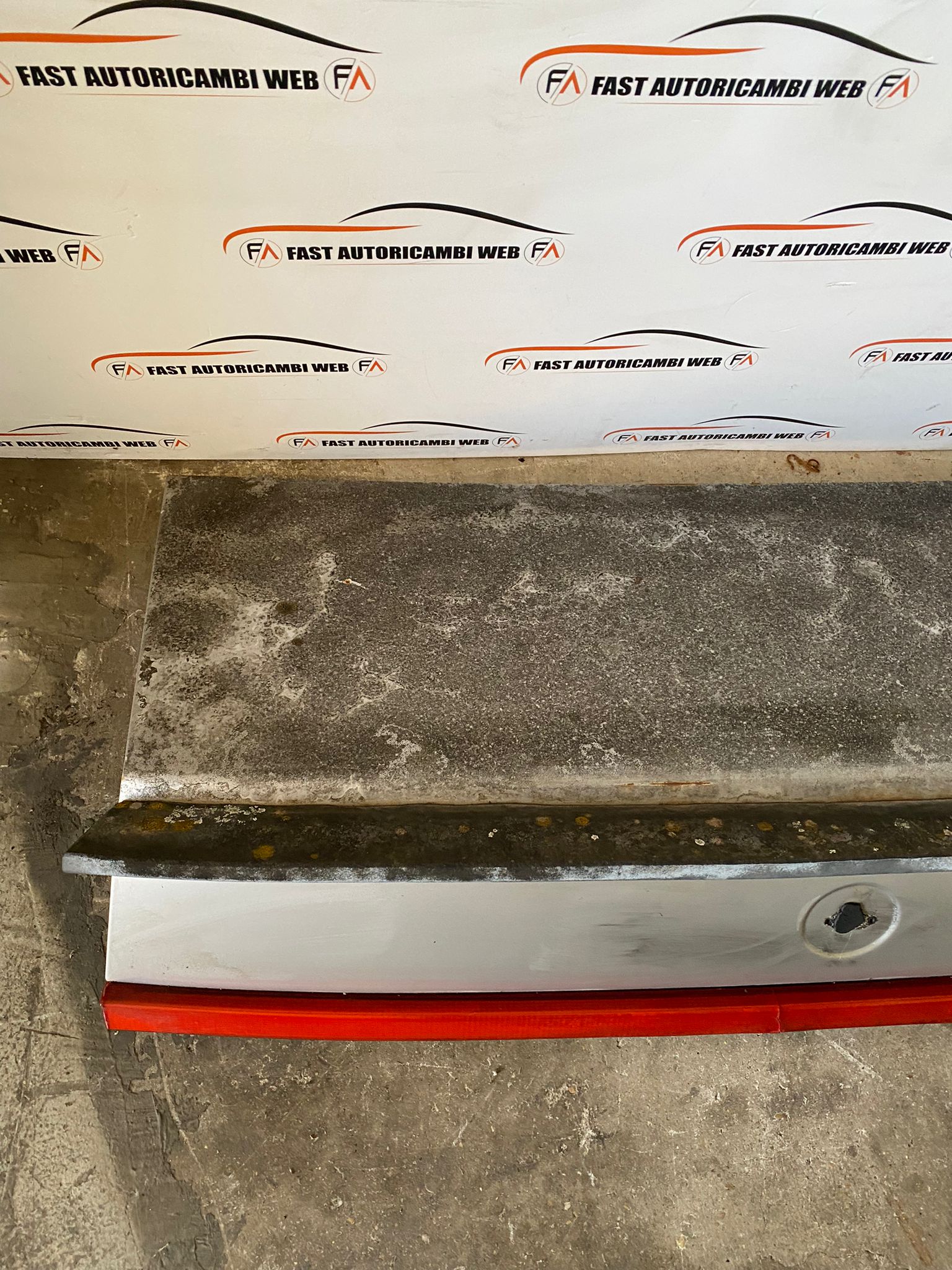 Portellone cofano posteriore Alfa Roemo 75 Indy 5 WhatsApp Image 2023-09-11 at 17.28.06