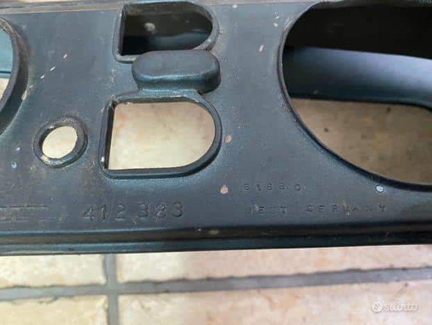 Griglia mascherina anteriore Volvo 480 ES 81880412676 5 05_c556225d3f384aaf893dcd0ebf27eec9
