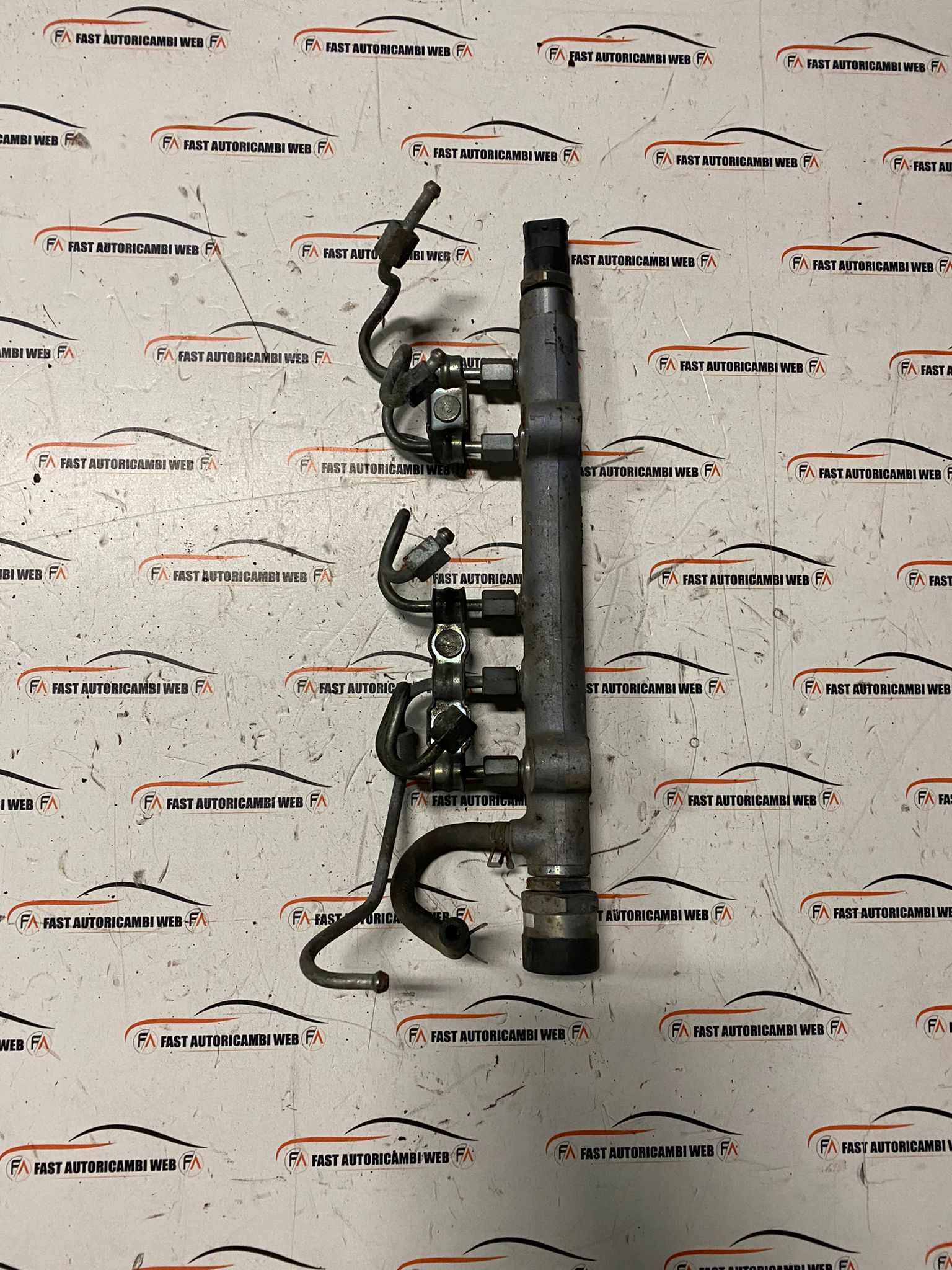 Flauto iniezione Bosch Toyota Yaris 1.4 D4D 0445214133 1 WhatsApp Image 2024-01-17 at 17.11.42