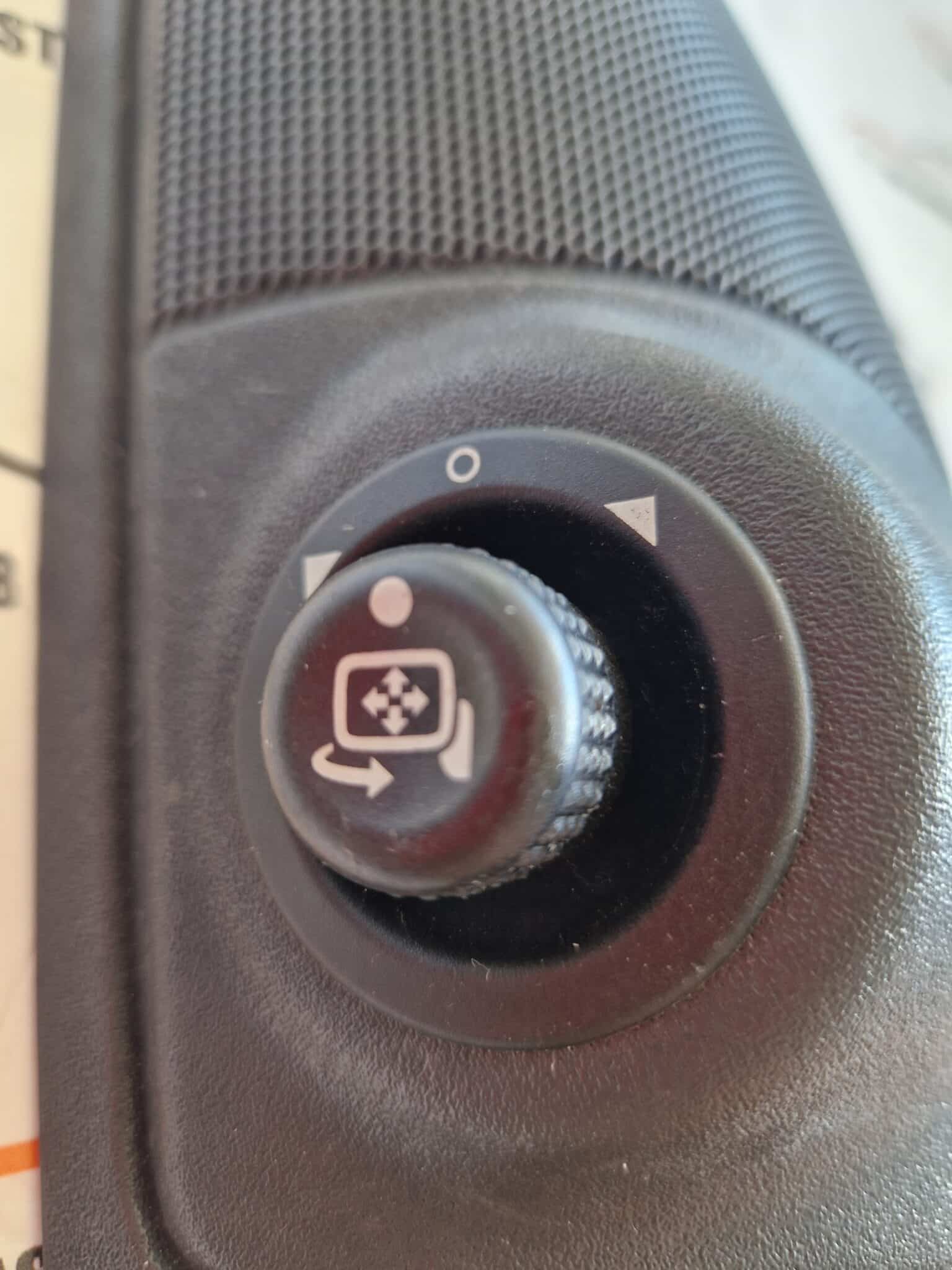 Regolatore specchietti Range Rover Sport anno 2008 4 20240523_150340