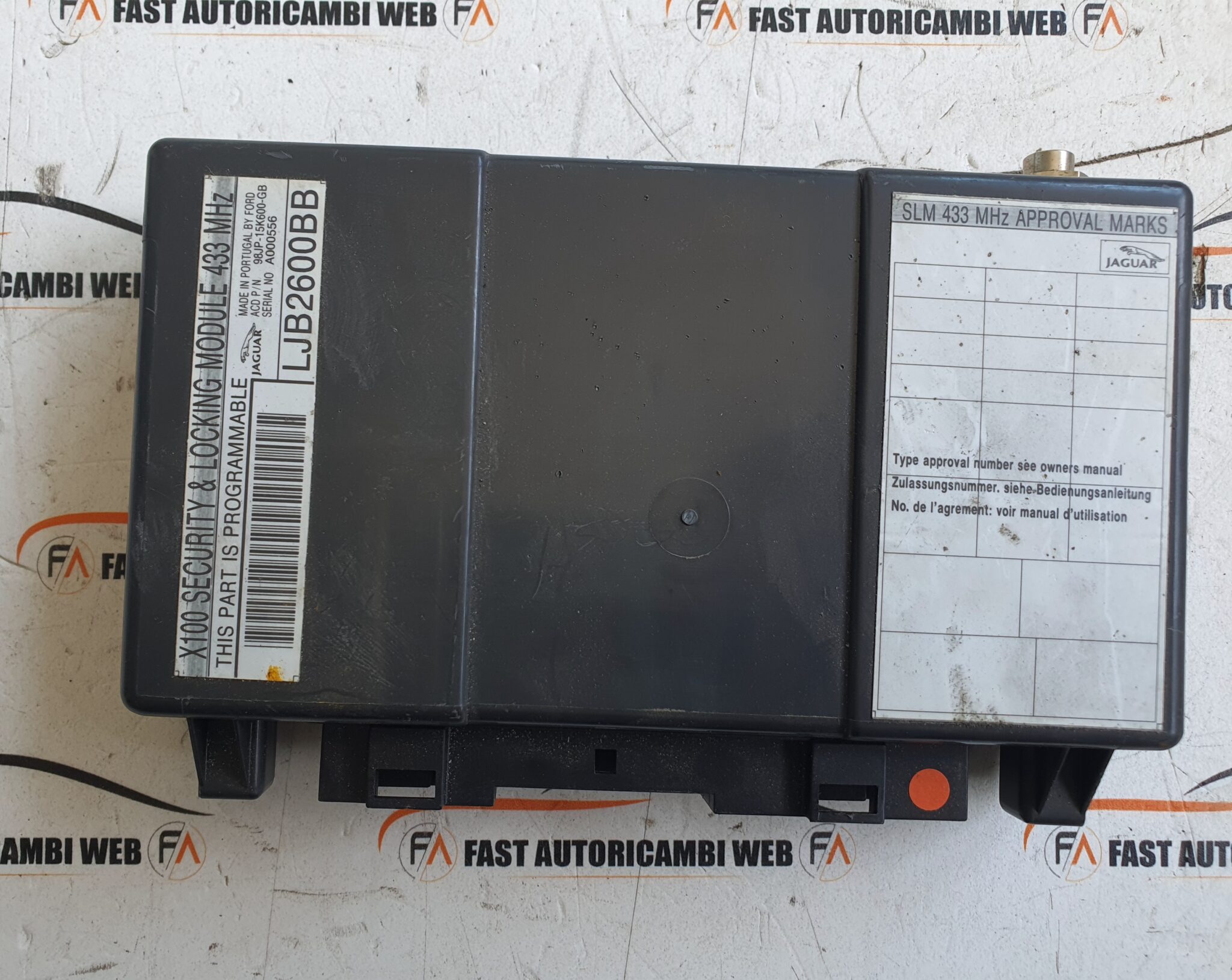Centralina modulo blocco allarme Jaguar XK8/XKR codice: LJB2600BB 6 20240607_105401