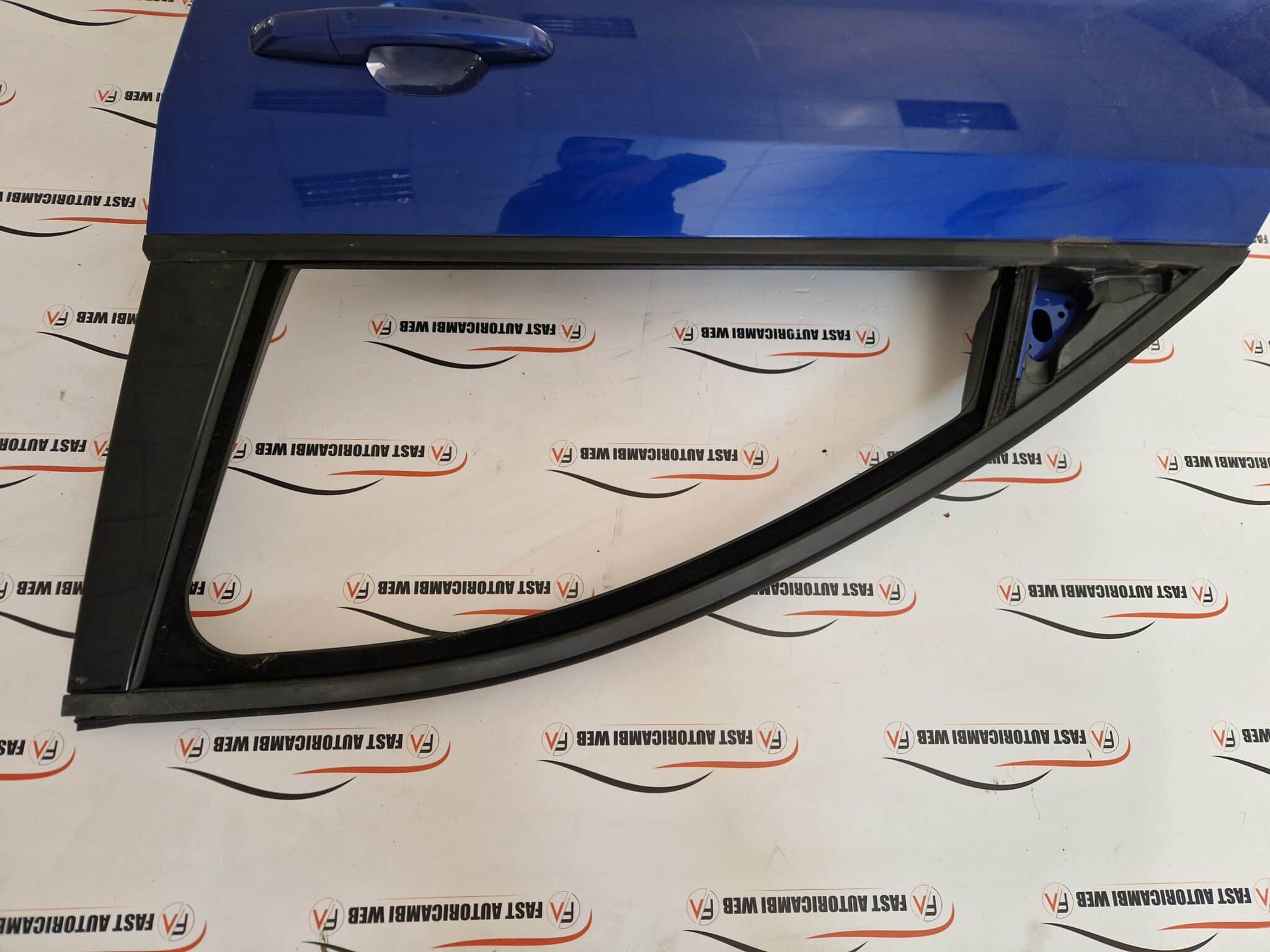 Porta sportello anteriore sinistra Jaguar E-pace 2017 4 20241218_121002