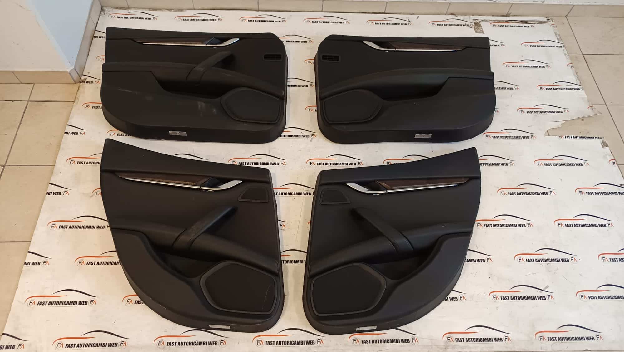 Kit completo pannelli Maserati Ghibli anno 2014 1 WhatsApp Image 2025-02-03 at 12.08.00