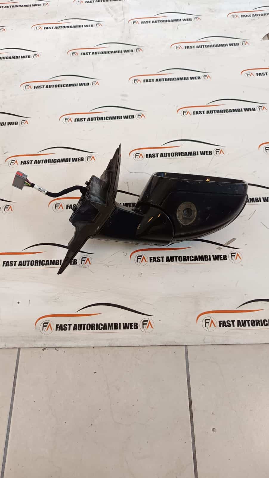 Specchietto retrovisore esterno DX Jaguar F-Pace anno 2015 4 WhatsApp Image 2025-02-11 at 10.09.25 (2)